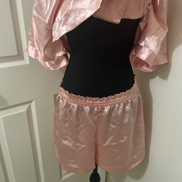 Victoria's Secret Vintage 80's Gold Label Pink Pajama Set Top and Shorts Size M - Picture 6 of 8